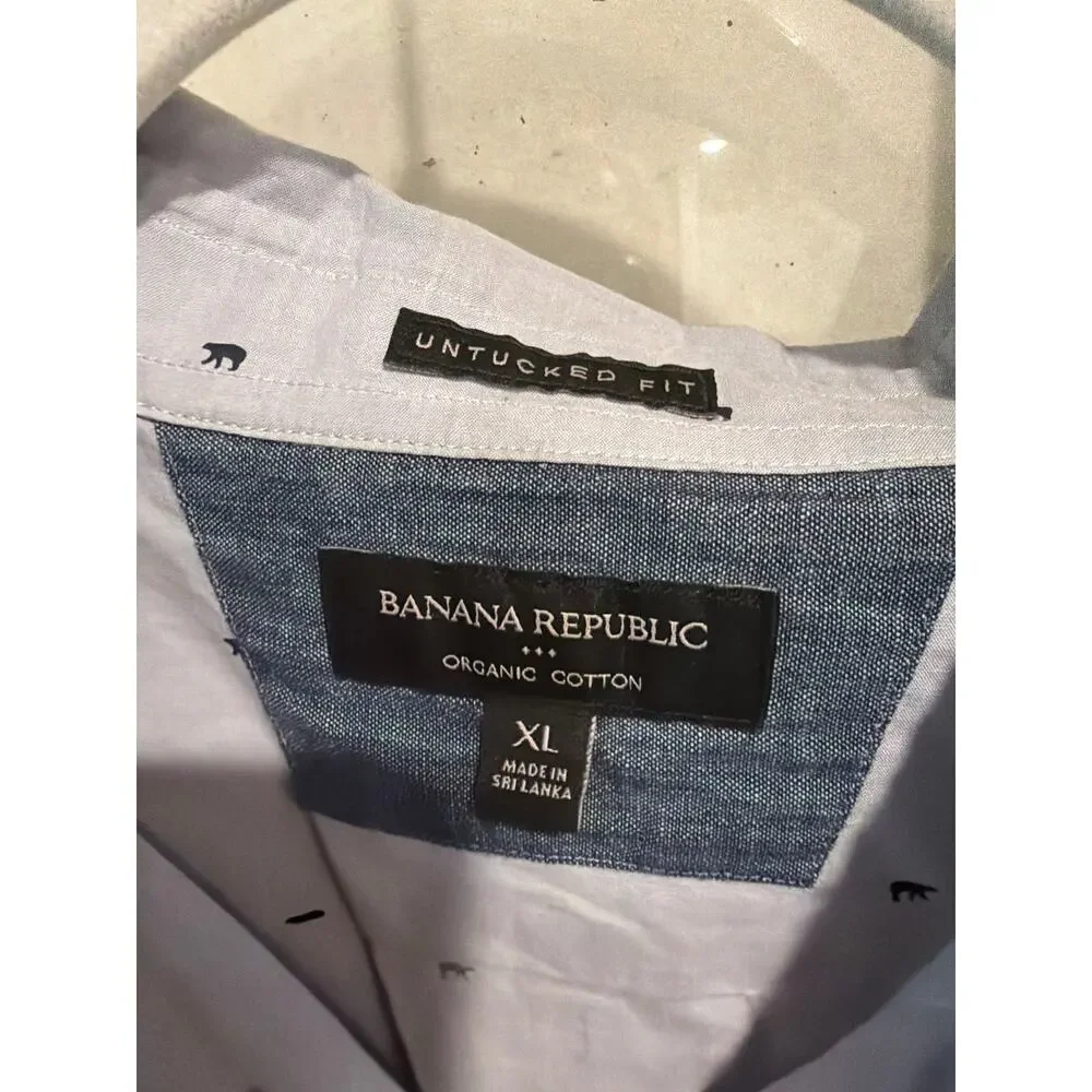 Banana Republic size XL light blue button down shirt with bears